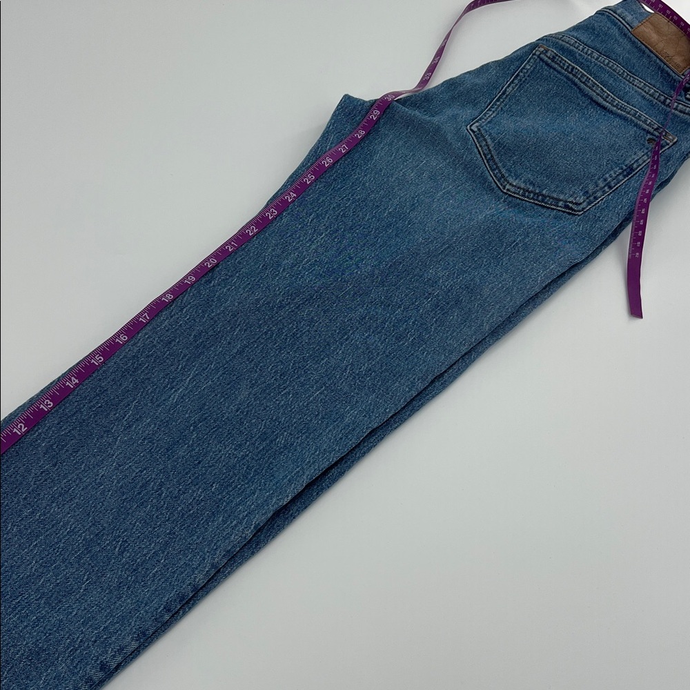Madewell the‎ 90s straight High-Rise Jeans closet staple capsule wardrobe clean - Picture 6 of 10